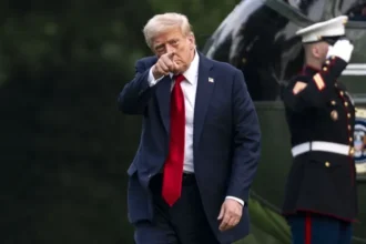Trump confirma el acuerdo con Irán y  autoriza la apertura del estrecho de Ormuz