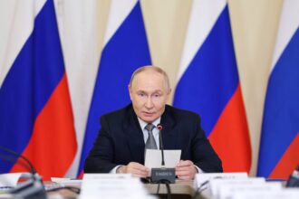 La orden de arresto de la CPI contra Putin bloquea cualquier negociación de paz en suelo europeo