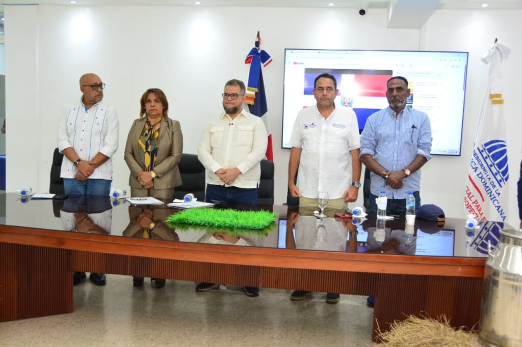 FEDA impulsa la ganadería sustentable con programa que beneficia a 2,500 productores | 3 | FEDA impulsa la ganadería sustentable con programa que beneficia a 2,500 productores - Noticias de hoy en República Dominicana | De Último Minuto