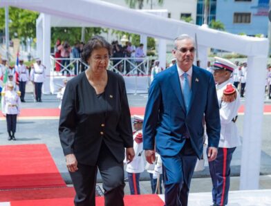 Presidente Abinader recibe a su homóloga de Surinam en visita oficial para fortalecer la cooperación bilateral