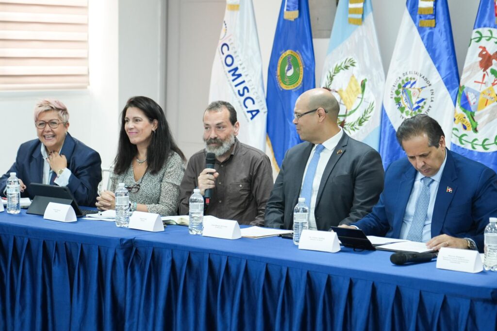 Países del SICA impulsan evaluación conjunta de medicamentos biotecnológicos y biosimilares - Noticias de hoy en República Dominicana | De Último Minuto