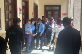 Imponen garantía económica de RD$400 mil y otras medidas de coerción a propietario de tienda Mudan - Noticias de hoy en República Dominicana | De Último Minuto