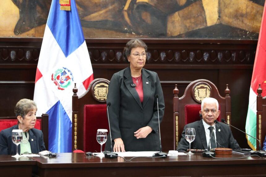 Congreso Nacional recibe a la presidenta de Surinam, Jennifer Geerlings-Simons - Noticias de hoy en República Dominicana | De Último Minuto