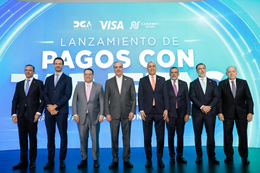 Abinader encabeza lanzamiento de plataforma de pagos con tarjeta en Aduanas para agilizar servicios - Noticias de hoy en República Dominicana | De Último Minuto