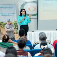 Fundación Reservas del País ofrece conferencia a microempresarios de Pedernales