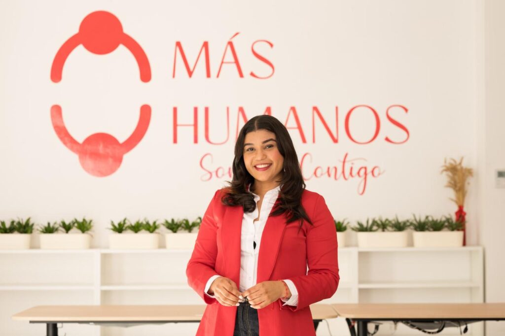 Líder empresarial Rita Monreal, premiada en España por su gestión humana y apoyo al talento migrante - Noticias de hoy en República Dominicana | De Último Minuto
