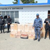 Policía ocupa 580 mil cigarrillos de contrabando tras persecución en Santiago