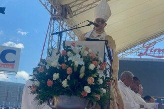 Arzobispo de Santiago califica de “patológica” la violencia que azota al país y alerta sobre crisis de salud mental
