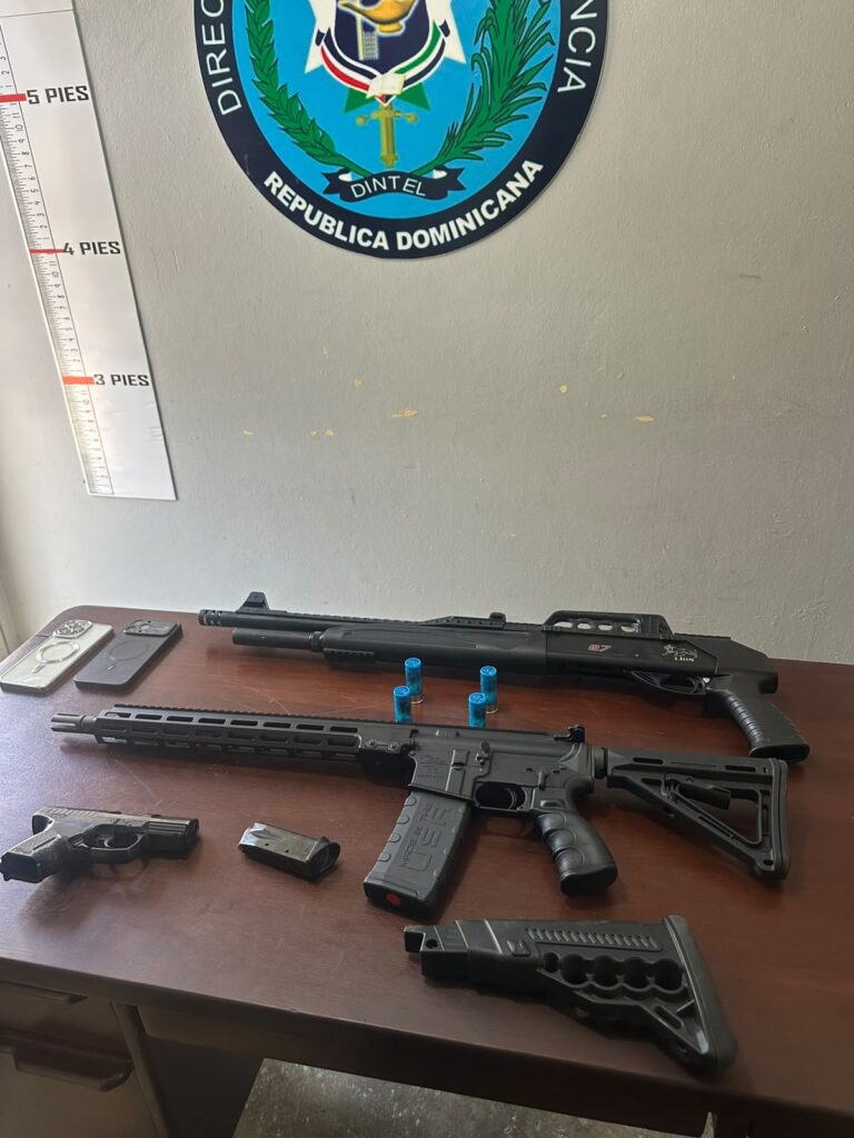DINTEL y Policía Preventiva incautan armas de fuego y detienen dos hombres en operativo en Esperanza - Noticias de hoy en República Dominicana | De Último Minuto