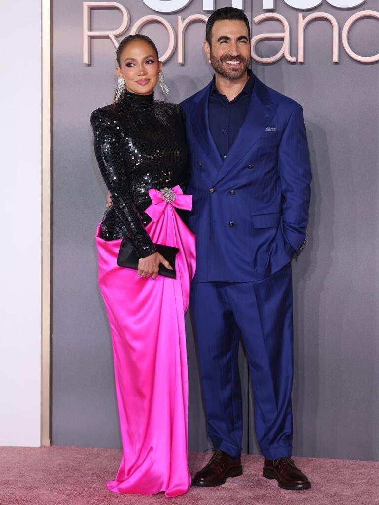Se intensifican los rumores de noviazgo entre JLo y su compañero en la nueva película “Office Romance” - Noticias de hoy en República Dominicana | De Último Minuto