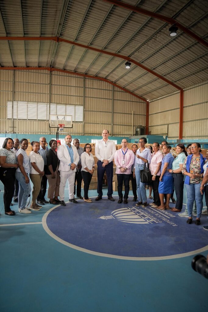 INABIE acelera entrega de útiles escolares y alcanza 15 % de distribución a tres meses del inicio del año escolar - Noticias de hoy en República Dominicana | De Último Minuto