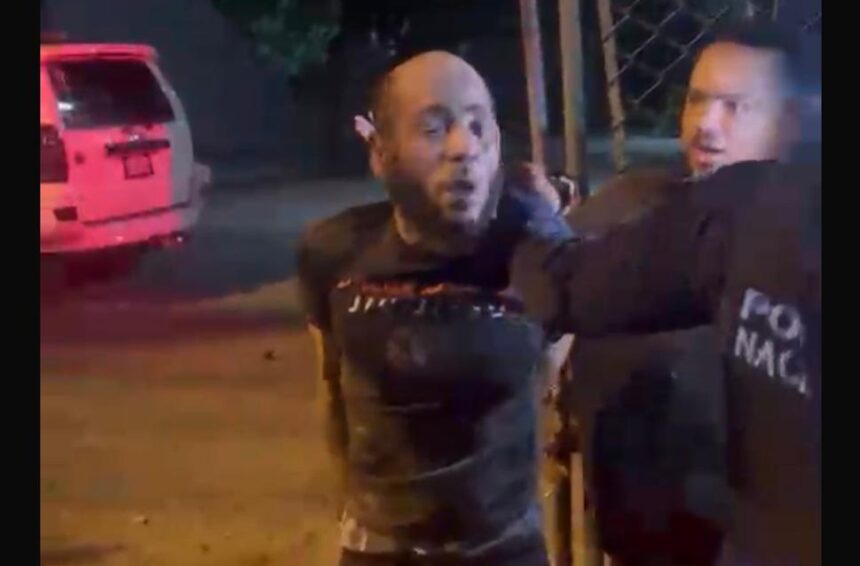 Capturan presunto asaltante luego de intensa persecución policial en el área monumental de Santiago