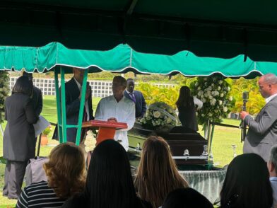 Sepultan esta tarde los restos del destacado fotoperiodista Franklin Guerrero