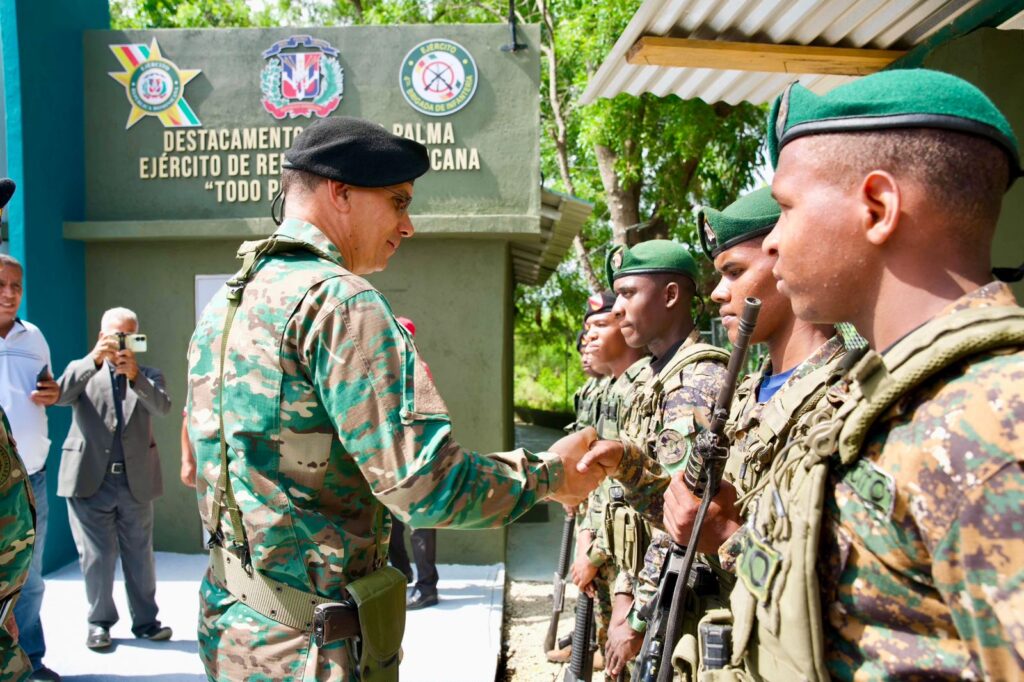Ejército remodela y equipa destacamentos de Mangá y Hatillo Palma en Montecristi - Noticias de hoy en República Dominicana | De Último Minuto