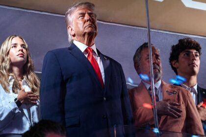 Trump recibe abucheos durante su asistencia al tercer juego de las Finales de la NBA