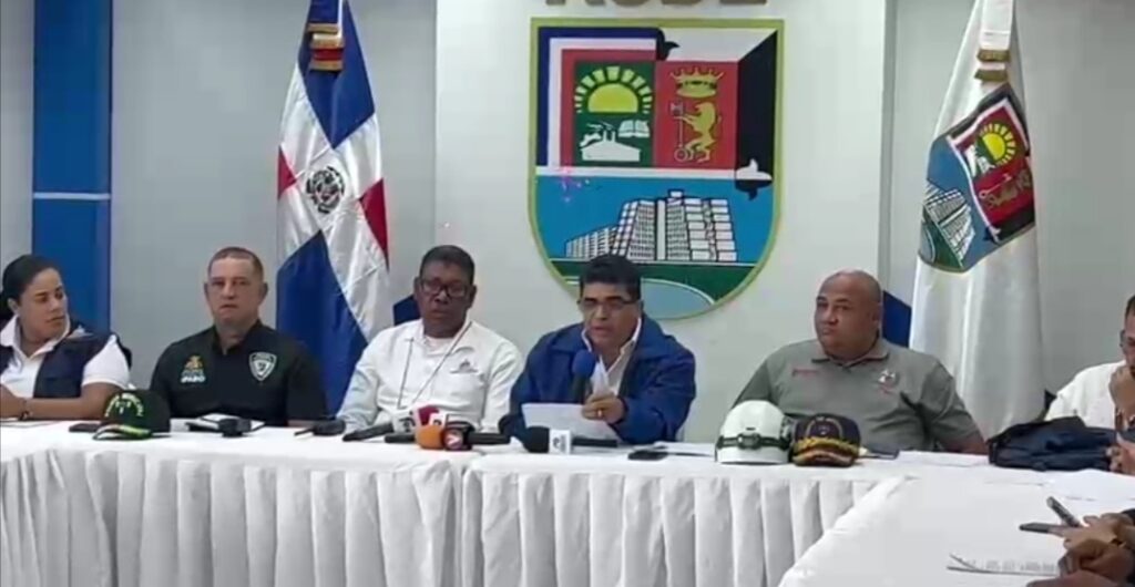 Santo Domingo Este activa operativo ciclónico 2026 con más de 1,100 personas para prevención y respuesta | 2 | Santo Domingo Este activa operativo ciclónico 2026 con más de 1,100 personas para prevención y respuesta - Noticias de hoy en República Dominicana | De Último Minuto