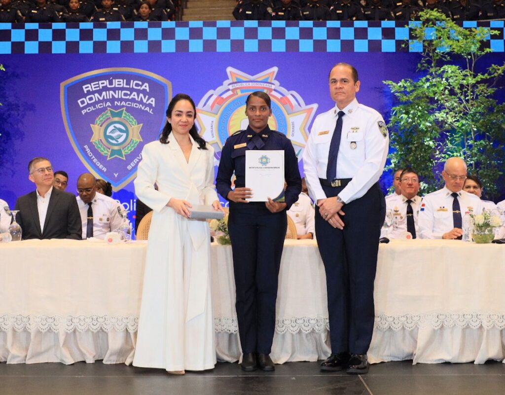 Cruz Cruz presenta balance de sus primeros 100 días al frente de la Policía Nacional - Noticias de hoy en República Dominicana | De Último Minuto