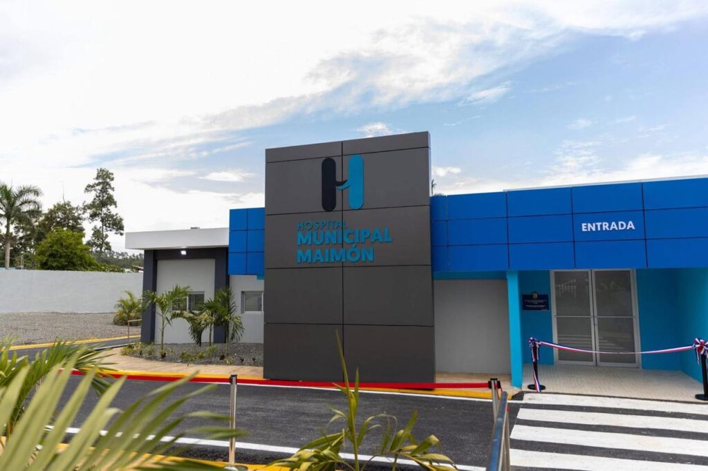 Abinader entrega renovado hospital de Maimón | 10 | Abinader entrega renovado hospital de Maimón - Noticias de hoy en República Dominicana | De Último Minuto