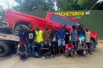 Tras persecución Ejército detiene camioneta con 14 haitianos indocumentados en Esperanza - Noticias de hoy en República Dominicana | De Último Minuto