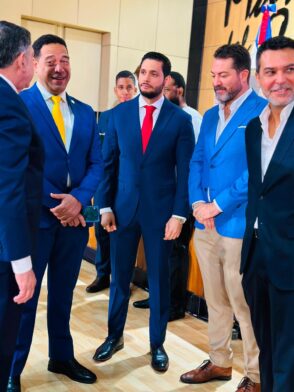 Alexander Rodríguez es reconocido en foro de urbanismo por su visión de desarrollo en La Otra Banda