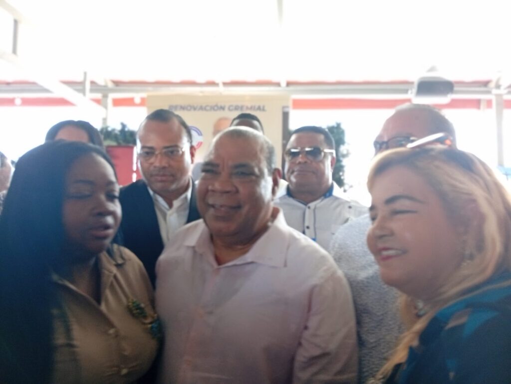 Diego Babado acepta candidatura a la presidencia del CARD - Noticias de hoy en República Dominicana | De Último Minuto