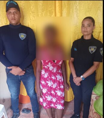 Localizan sana y salva a adolescente desaparecida en Santiago; revela que estuvo con un adulto y denuncia maltratos