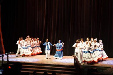 Concluye la Muestra Nacional de Artes 2026 con más de 2,000 jóvenes en escena en el Teatro Nacional - Noticias de hoy en República Dominicana | De Último Minuto