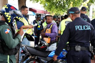 Operativos del INTRANT en paradas de motoconcho deja 24 detenidos y 64 motocicletas retenidas