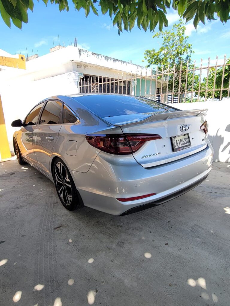Denuncian robo de vehículo el pasado fin de semana en San Francisco de Macorís - Noticias de hoy en República Dominicana | De Último Minuto