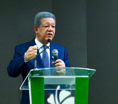 Renuncias continúan golpeando a la Fuerza del Pueblo; dirigentes abandonan el partido en varias provincias