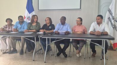 Gremios del sector salud solicitan al presidente Luis Abinader reunión urgente