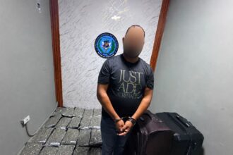 Policía Nacional apresa hombre y ocupa 69 paquetes de presunta marihuana en La Romana - Noticias de hoy en República Dominicana | De Último Minuto