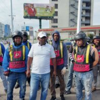 Motoconchistas de la Av. Churchill defienden su derecho al trabajo ante medidas de regulación del sector