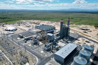 Planta de generación eléctrica en Manzanillo.