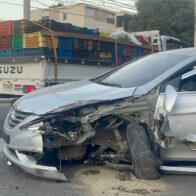 Aparatoso choque entre carro y camión grúa paraliza tránsito en la Circunvalación Sur de Santiago