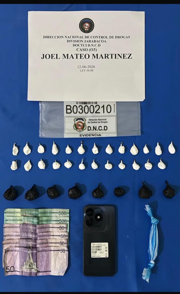 DNCD ocupa más de 6,500 gramos de drogas y arresta a 43 personas en operativos - Noticias de hoy en República Dominicana | De Último Minuto