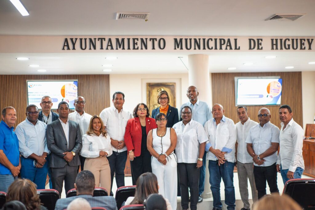 CCRD fortalece la transparencia municipal en la región Este con capacitación sobre el SICEEP | 1 | CCRD fortalece la transparencia municipal en la región Este con capacitación sobre el SICEEP - Noticias de hoy en República Dominicana | De Último Minuto