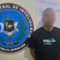 Policía ocupa drogas, arma de fuego ilegal y objetos ilícitos durante operativos en varias provincias - Noticias de hoy en República Dominicana | De Último Minuto