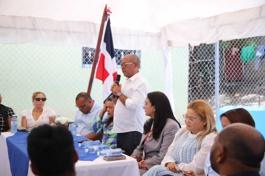 Senadora Lía Díaz entrega remozado Centro de Salud en Sábana Yegua | 5 | Senadora Lía Díaz entrega remozado Centro de Salud en Sábana Yegua - Noticias de hoy en República Dominicana | De Último Minuto