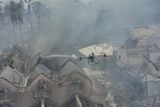 Utilizan drones del 911 para sofocar incendio afectó hotel en Bayahíbe