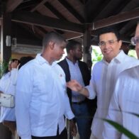 “¡Llegó David!” Militantes del PRM reciben a David Collado entre aplausos y consignas presidenciales - Noticias de hoy en República Dominicana | De Último Minuto