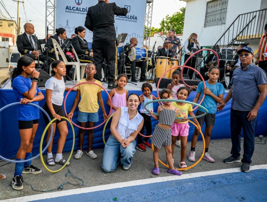 Santiago inicia programa “Cultura Territorial, Barrios y Comunidades”