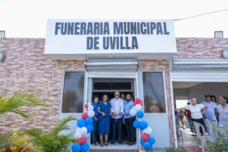 Gobierno inaugura tres obras comunitarias en Bahoruco