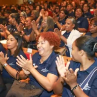 Más de 200 personas se gradúan como cuidadoras de adultos mayores en el Gran Santo Domingo