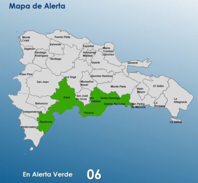 COE emite alerta verde para seis provincias por lluvias asociadas a onda tropical