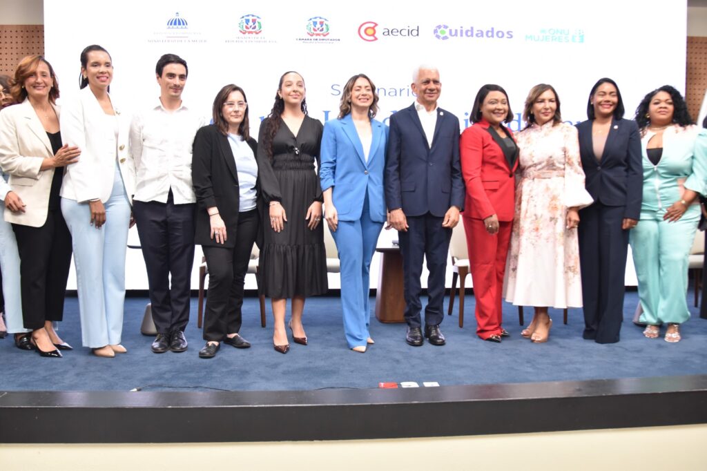 Ley de Cuidados gana impulso en el Congreso con jornadas promovidas por el Ministerio de la Mujer - Noticias de hoy en República Dominicana | De Último Minuto