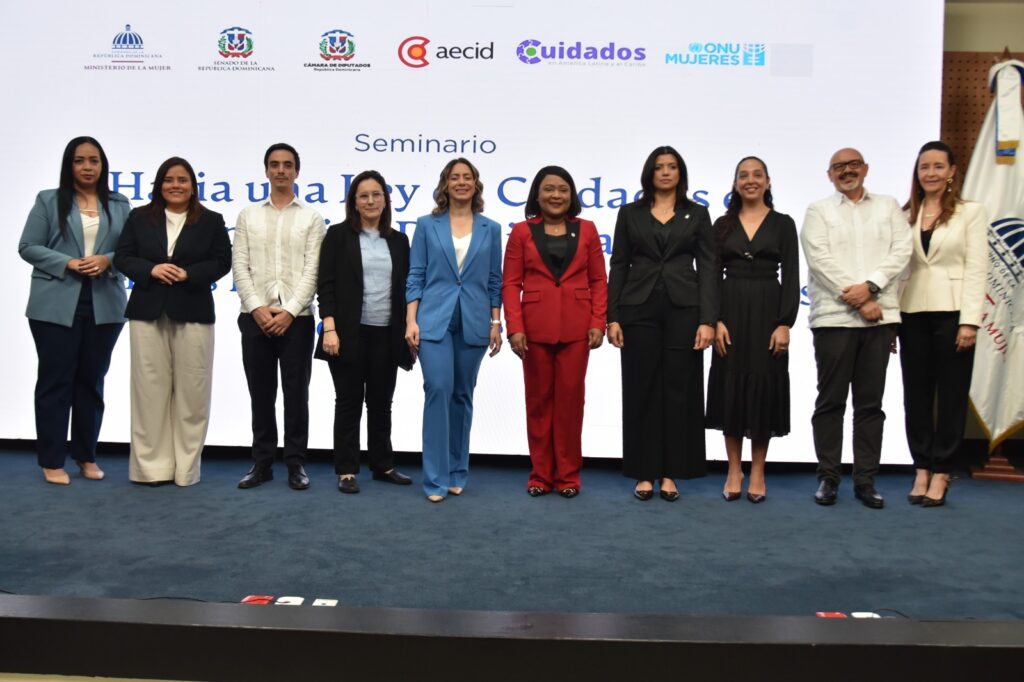 Ley de Cuidados gana impulso en el Congreso con jornadas promovidas por el Ministerio de la Mujer - Noticias de hoy en República Dominicana | De Último Minuto