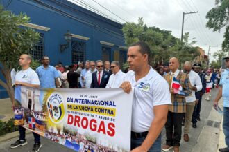 Hogar Crea realiza multitudinaria marcha contra las drogas y pide reformar la Ley 50-88