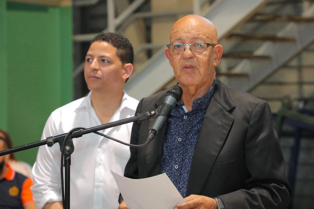 Peravia vive una histórica fiesta deportiva con la inauguración de la V Copa de Baloncesto Luis Báez - Noticias de hoy en República Dominicana | De Último Minuto