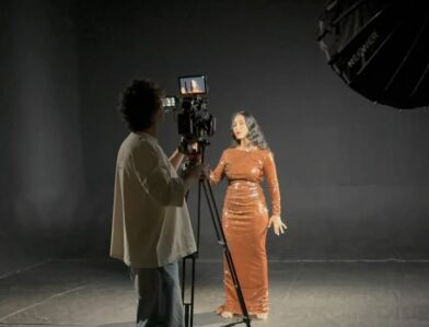 Nathalie Peña-Comas estrena videoclip de "Esclavo y Amo" - Noticias de hoy en República Dominicana | De Último Minuto